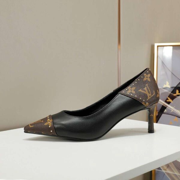 New Collection Fashion Women LV Shoes 060