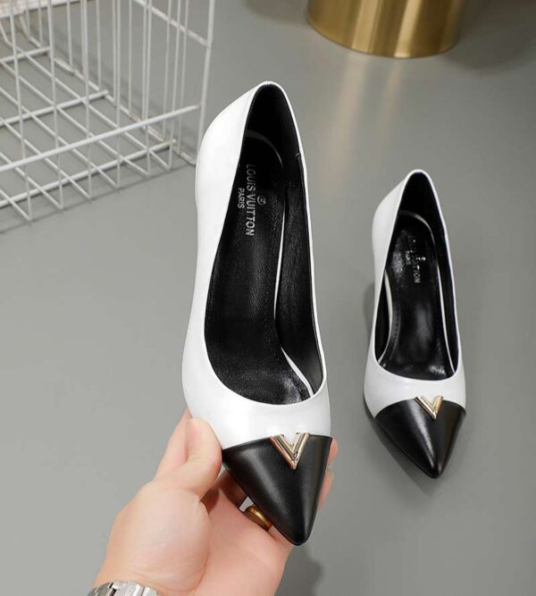 New Collection Fashion Women LV Shoes 057