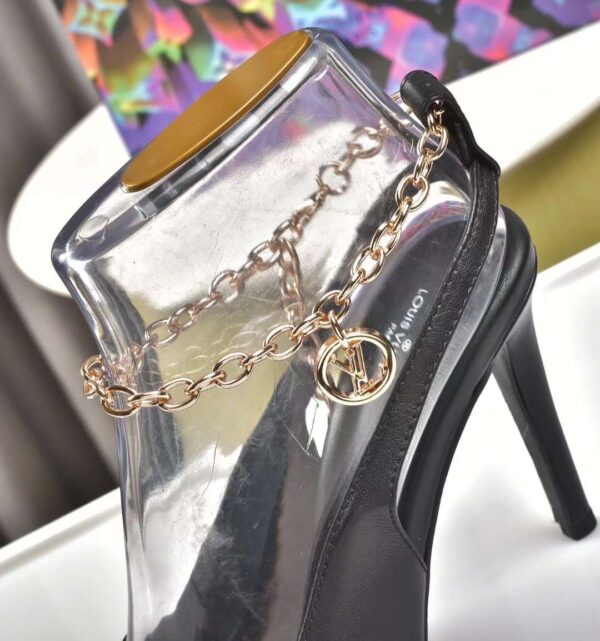 New Collection Fashion Women LV Shoes 046