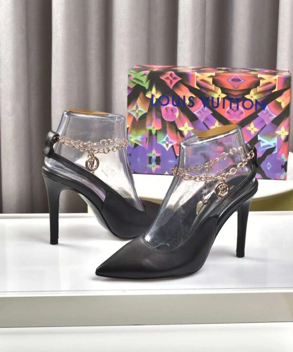 New Collection Fashion Women LV Shoes 046