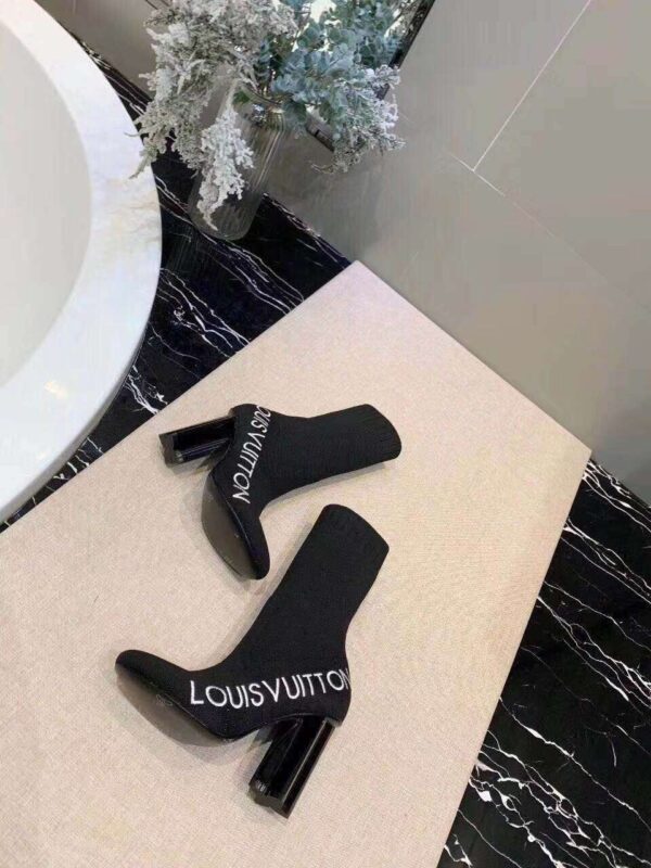New Collection Fashion Women LV Shoes 041