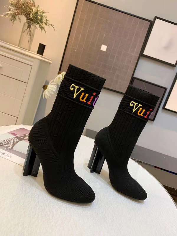 New Collection Fashion Women LV Shoes 040