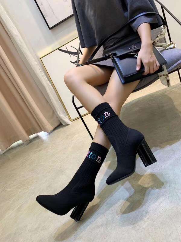New Collection Fashion Women LV Shoes 040