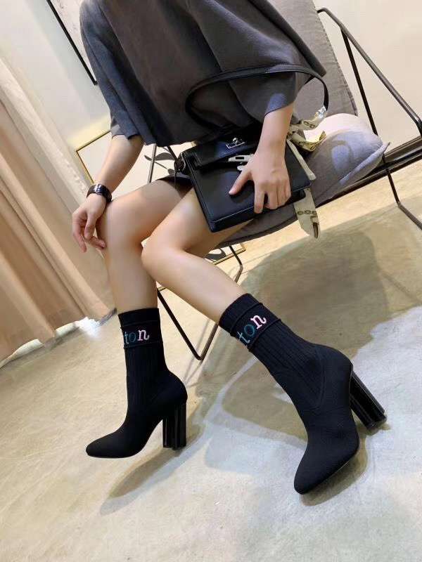 New Collection Fashion Women LV Shoes 040