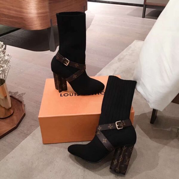 New Collection Fashion Women LV Shoes 038