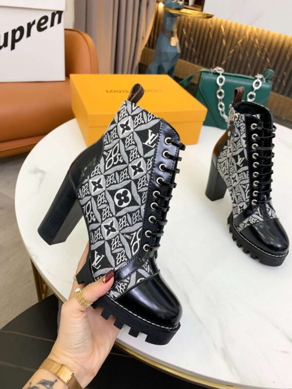 New Collection Fashion Women LV Shoes 036