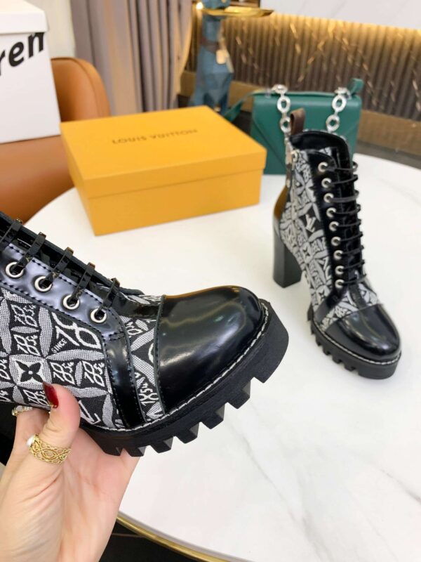 New Collection Fashion Women LV Shoes 036