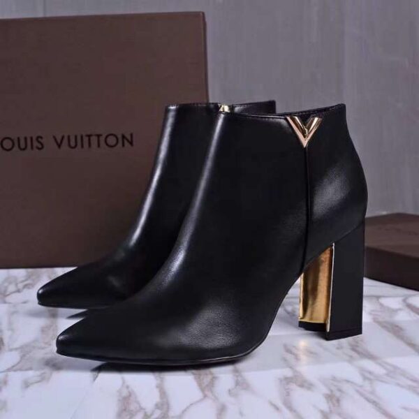 New Collection Fashion Women LV Shoes 033