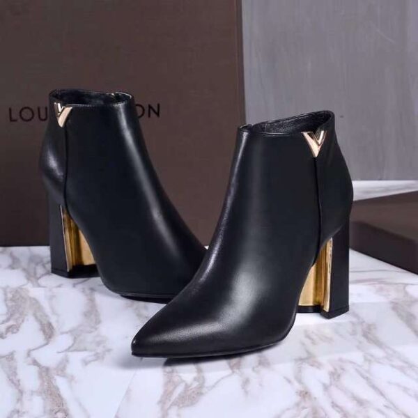 New Collection Fashion Women LV Shoes 033