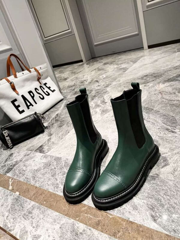 New Collection Fashion Women LV Shoes 024