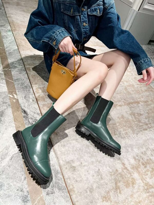 New Collection Fashion Women LV Shoes 024