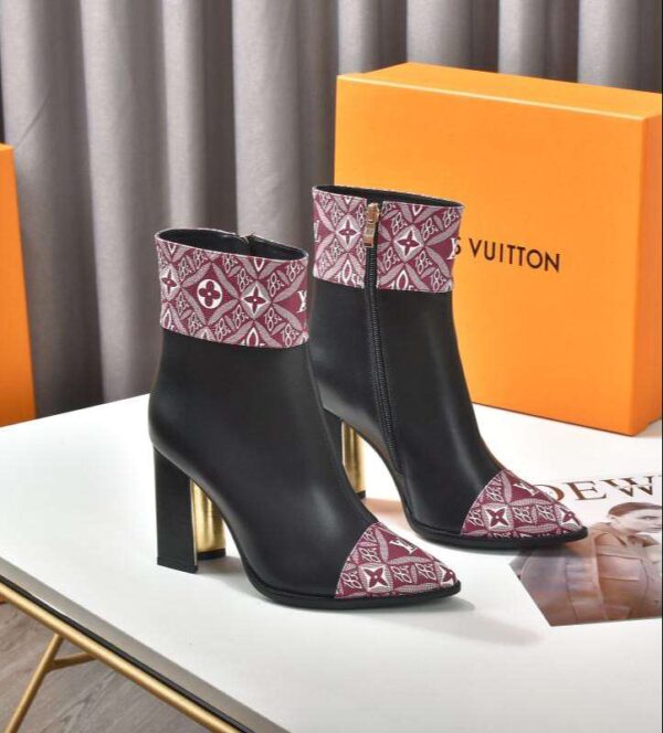New Collection Fashion Women LV Shoes 028