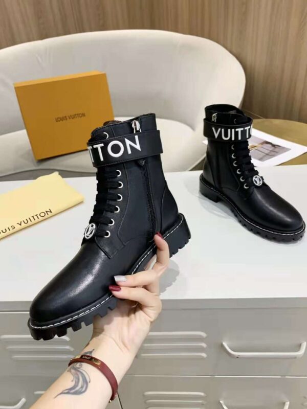 New Collection Fashion Women LV Shoes 021