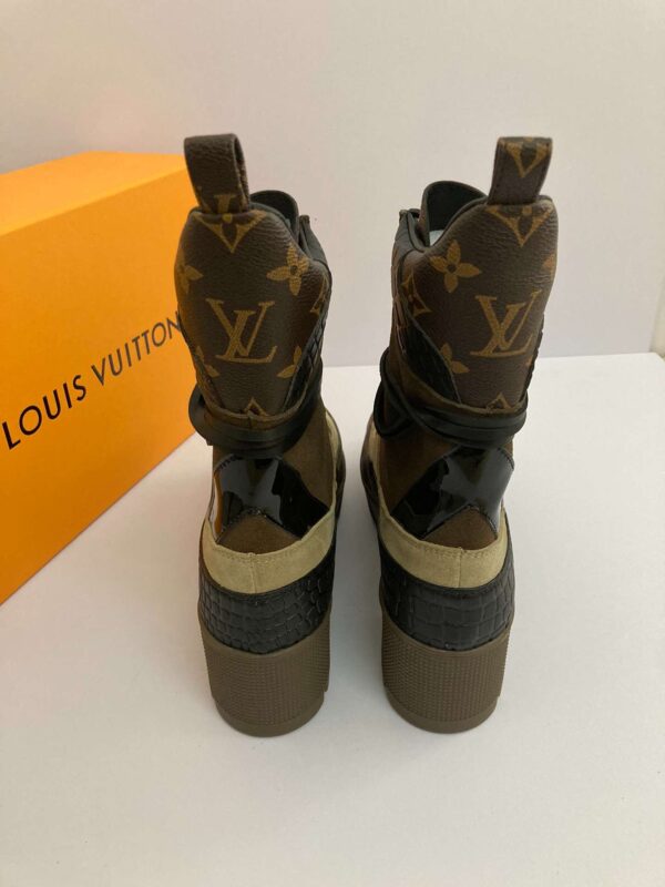 New Collection Fashion Women LV Shoes 018