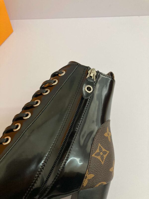 New Collection Fashion Women LV Shoes 017
