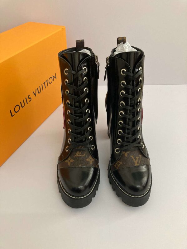 New Collection Fashion Women LV Shoes 017