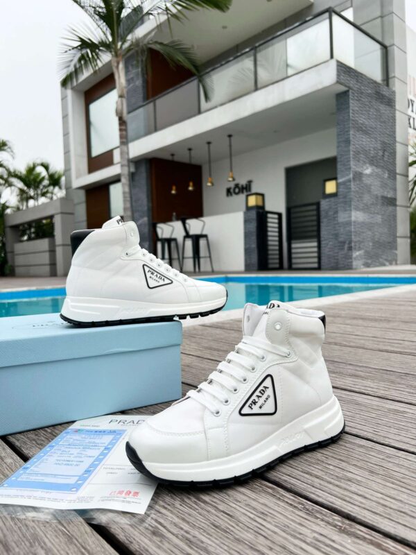 New Collection Fashion Women Prada Shoes 005-1