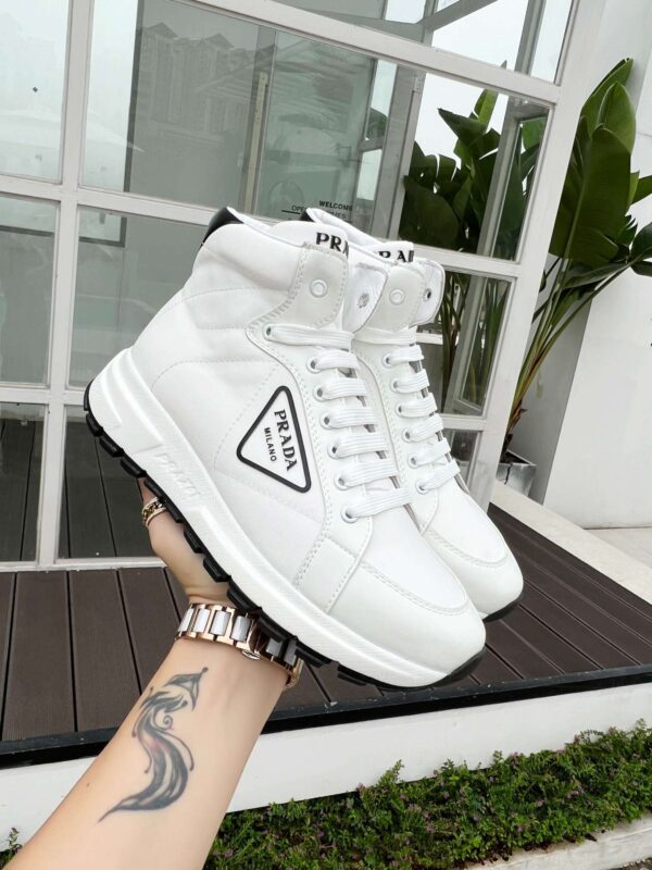 New Collection Fashion Women Prada Shoes 005-1