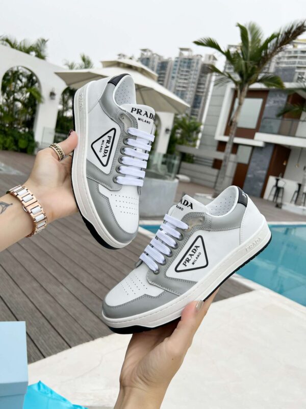 New Collection Fashion Women Prada Shoes 005