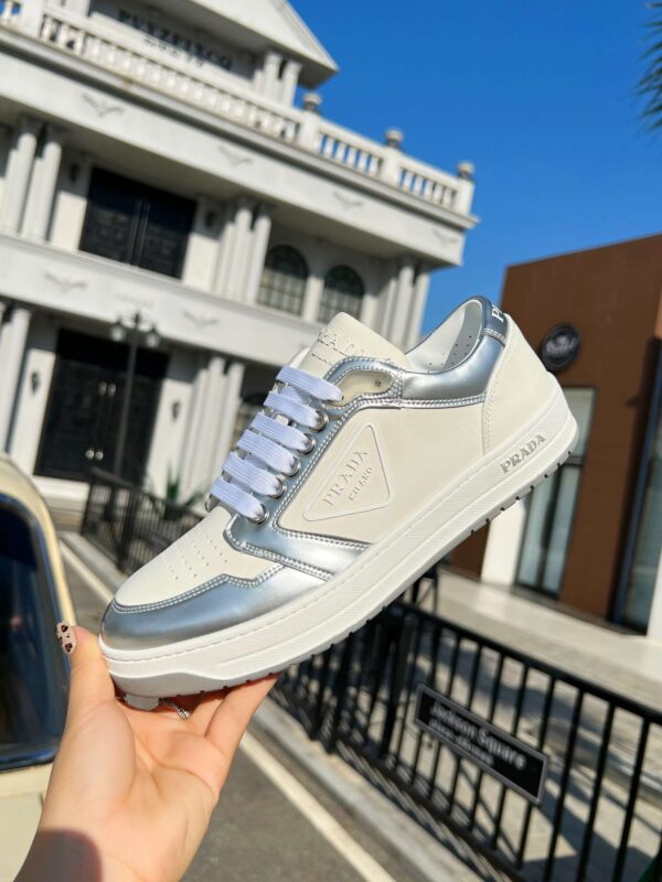 New Collection Fashion Women Prada Shoes 005