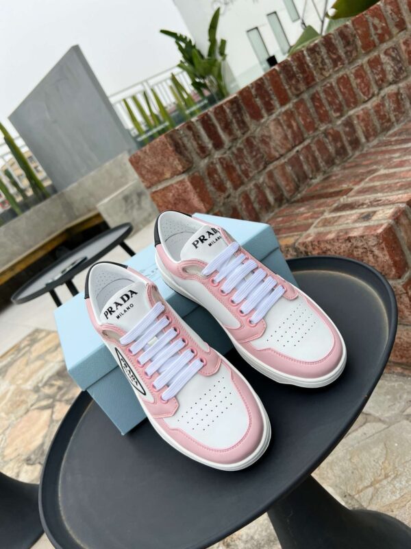 New Collection Fashion Women Prada Shoes 005