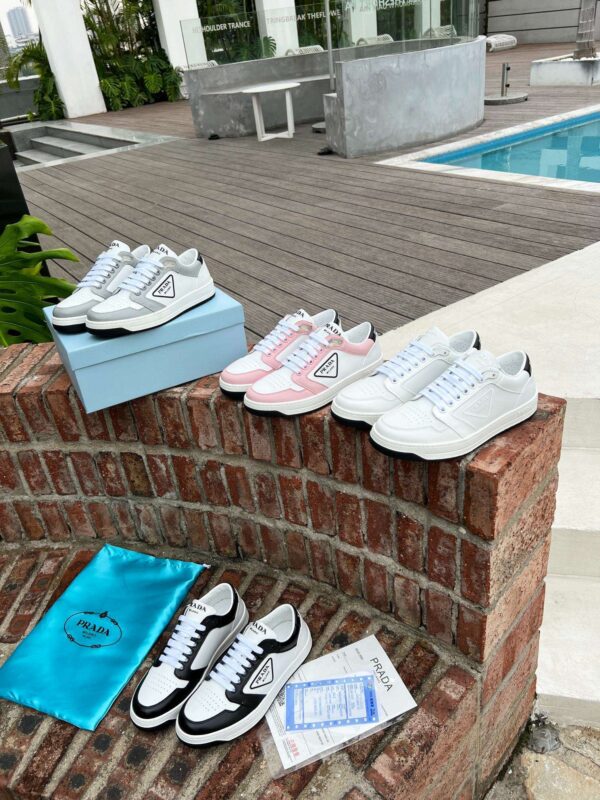 New Collection Fashion Women Prada Shoes 005