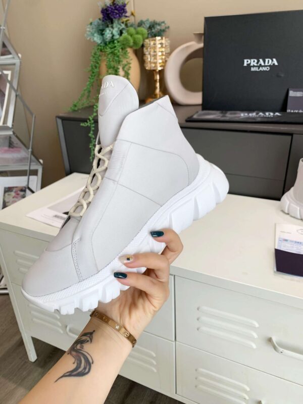 New Collection Fashion Women Prada Shoes 003
