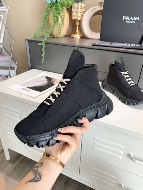 New Collection Fashion Women Prada Shoes 003