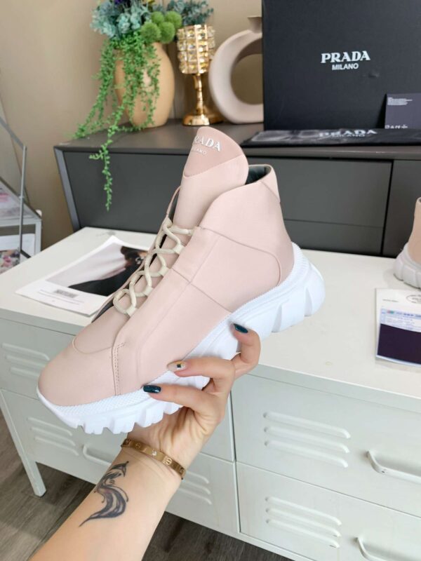 New Collection Fashion Women Prada Shoes 003