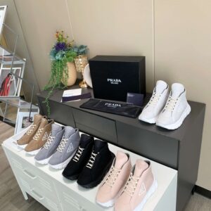 New Collection Fashion Women Prada Shoes 003