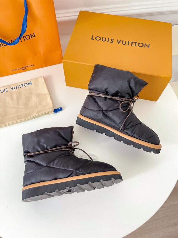 New Collection Fashion Women LV Shoes 073