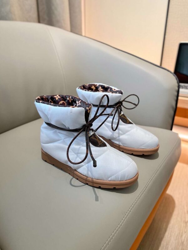New Collection Fashion Women LV Shoes 106