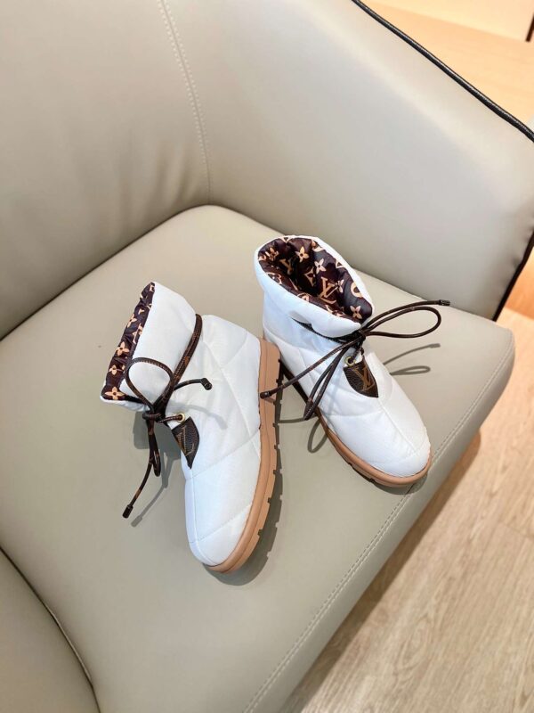 New Collection Fashion Women LV Shoes 106