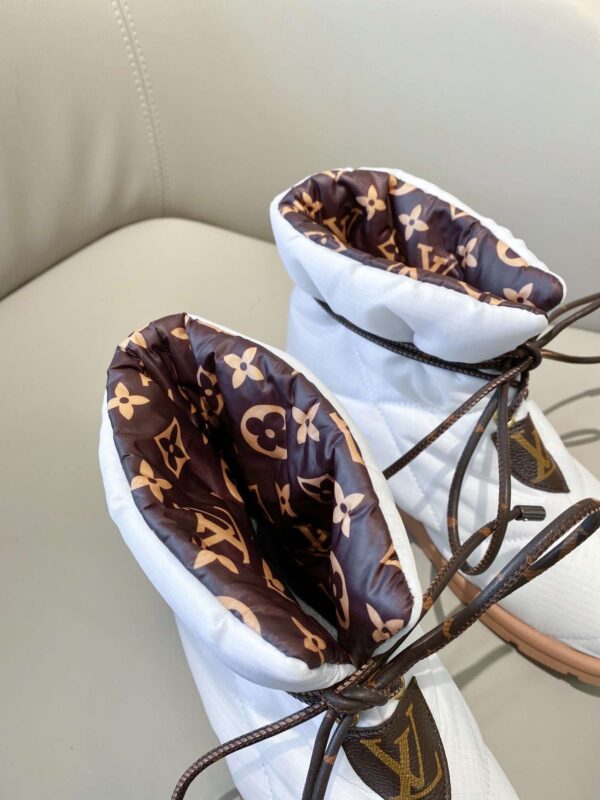 New Collection Fashion Women LV Shoes 106