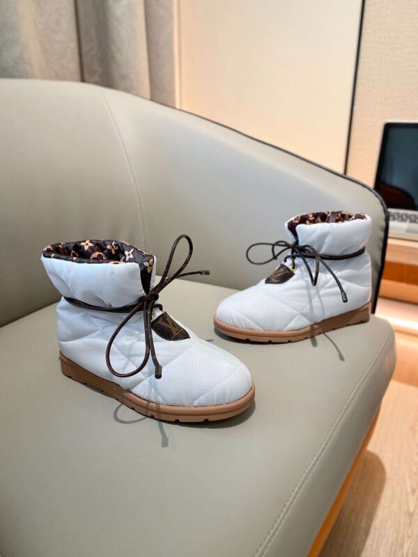New Collection Fashion Women LV Shoes 106