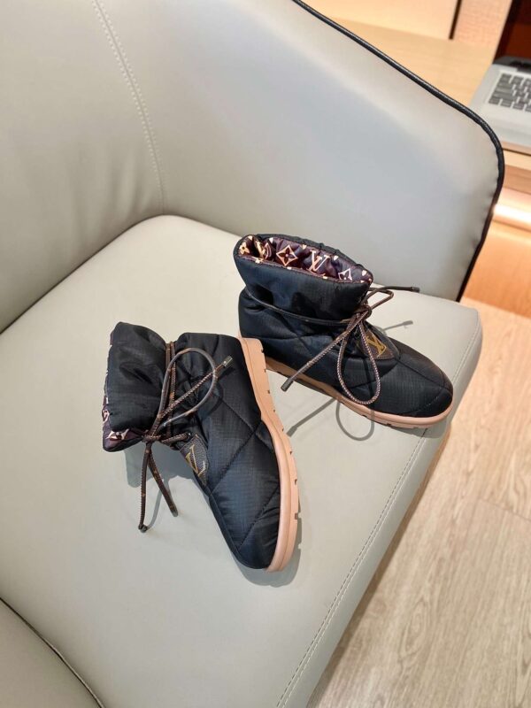 New Collection Fashion Women LV Shoes 105