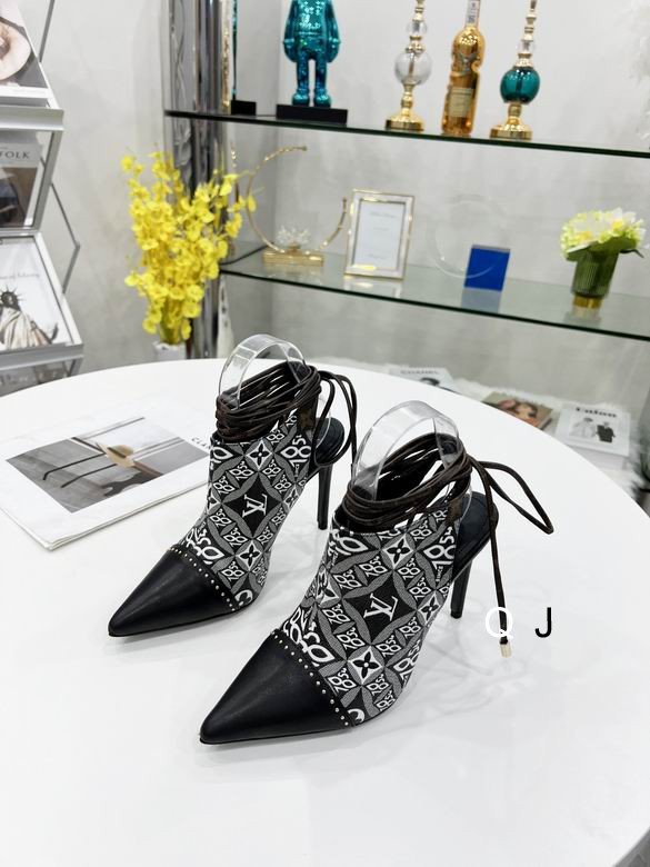 New Collection Fashion Women LV Shoes 101