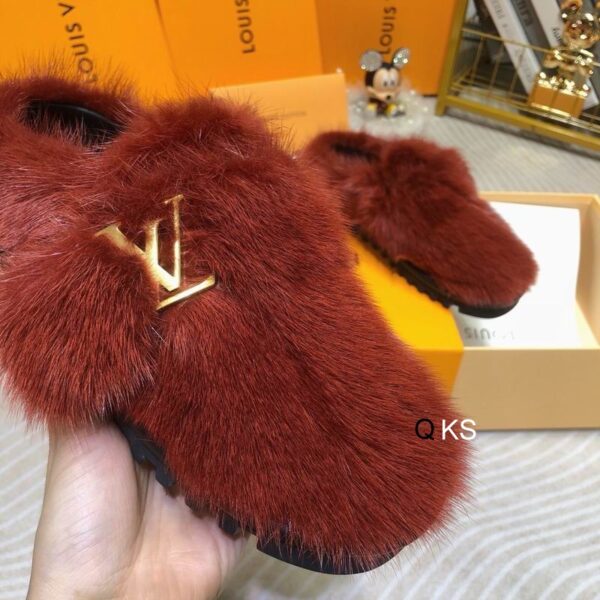 New Collection Fashion Women LV Shoes 099
