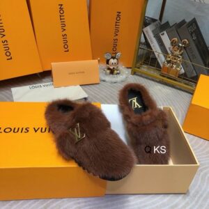New Collection Fashion Women LV Shoes 099