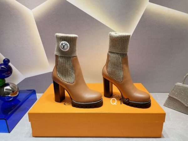New Collection Fashion Women LV Shoes 092