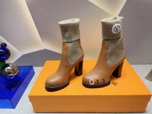 New Collection Fashion Women LV Shoes 092