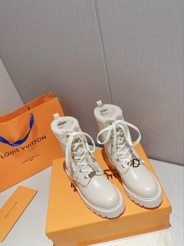 New Collection Fashion Women LV Shoes 089