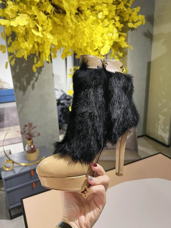 New Collection Fashion Women LV Shoes 084