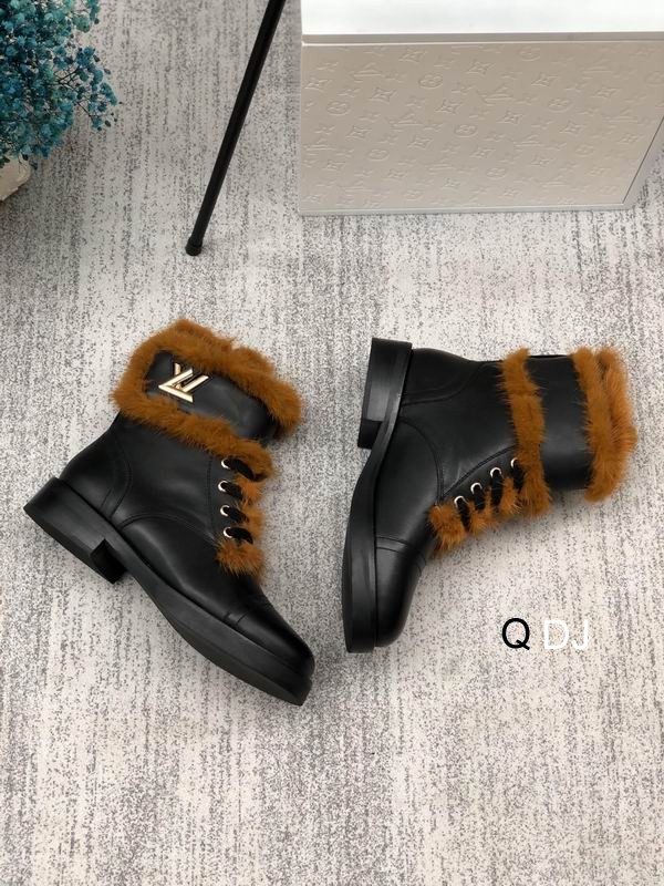 New Collection Fashion Women LV Shoes 074