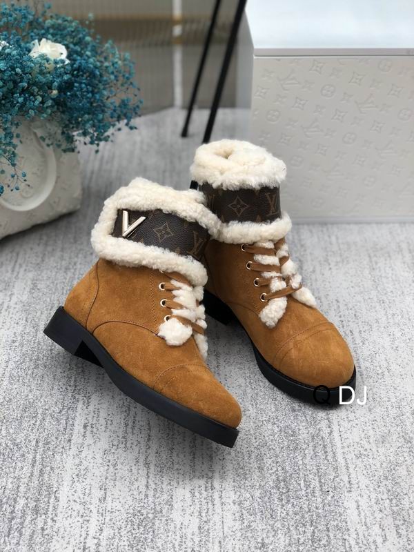 New Collection Fashion Women LV Shoes 074
