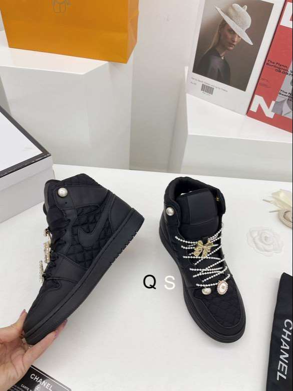 New Collection Fashion Women CN Shoes 068