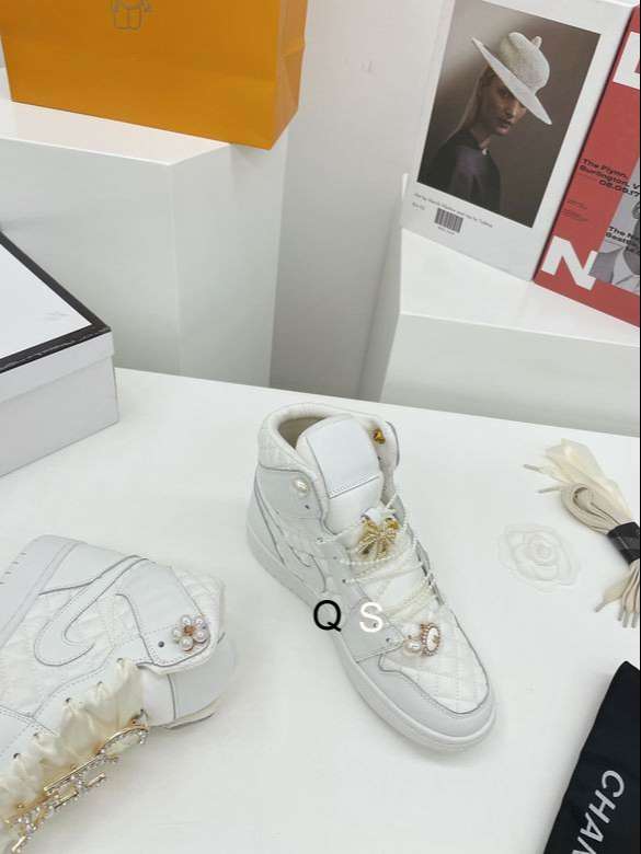 New Collection Fashion Women CN Shoes 068