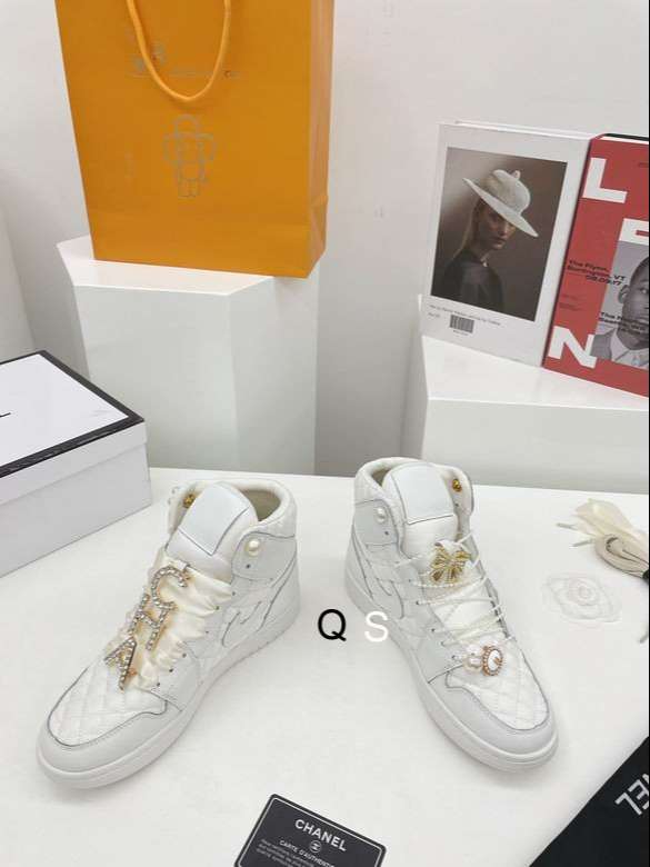 New Collection Fashion Women CN Shoes 068
