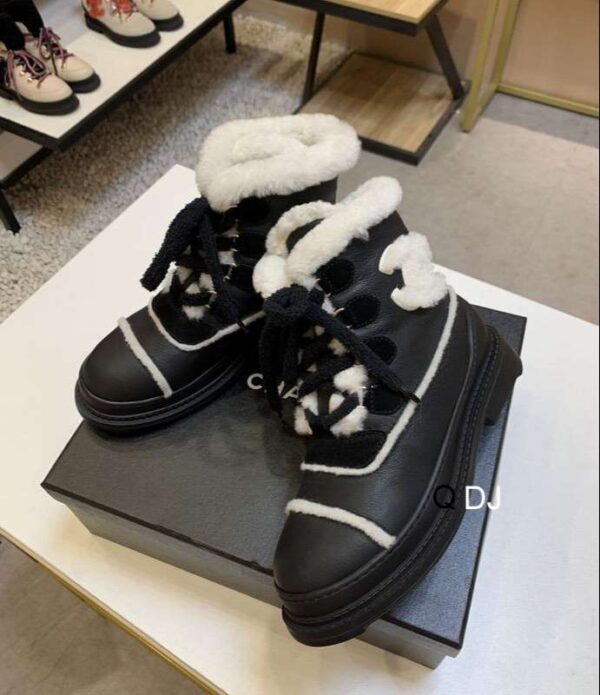 New Collection Fashion Women CN Shoes 052