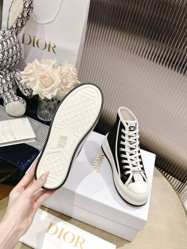 New Collection Fashion Women Dior Shoes 049